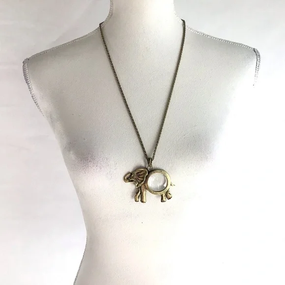 Elephant Magnifying Glass Pendant Necklace - Picture 5 of 5